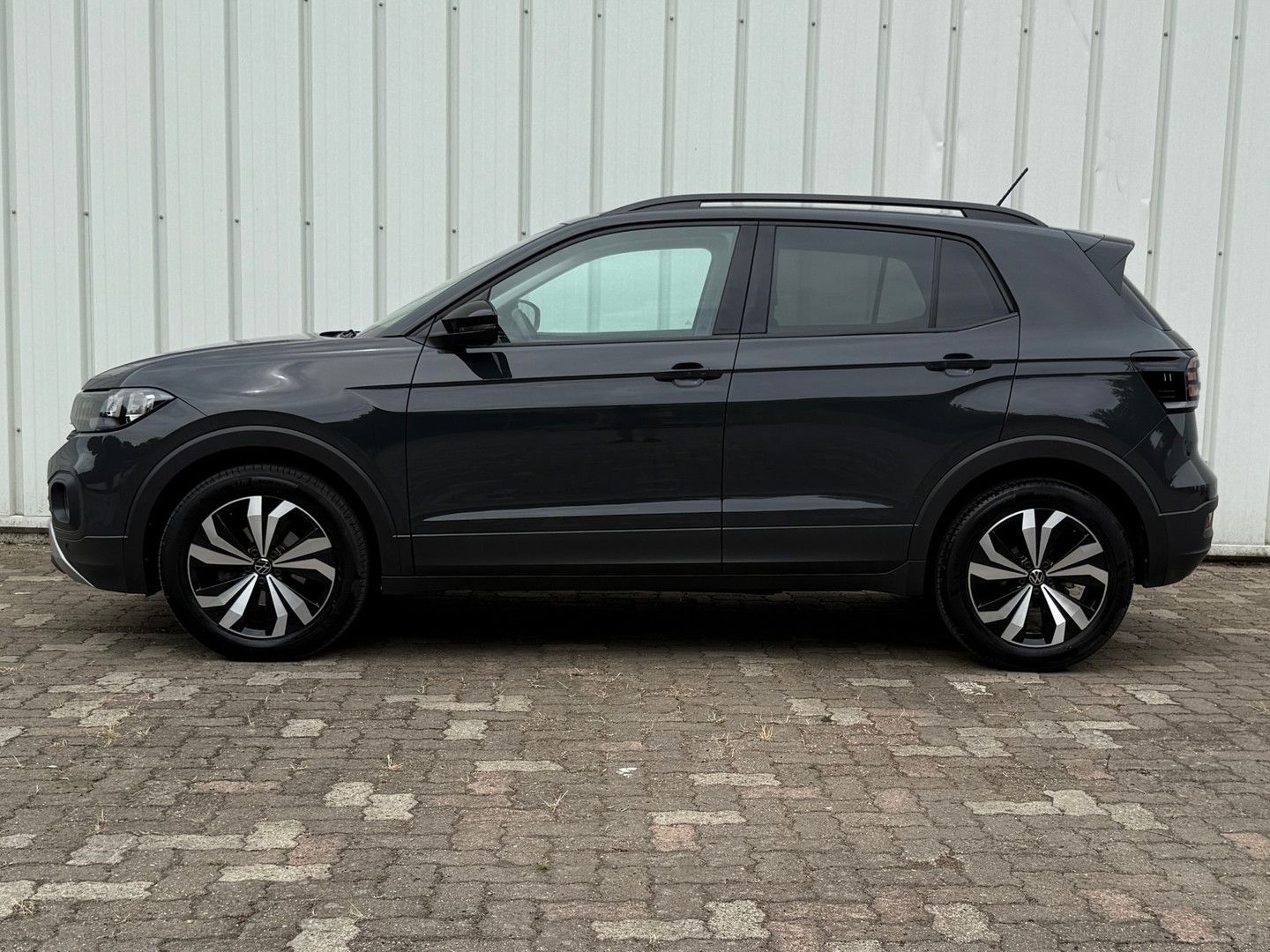 Volkswagen T-Cross 1.5 TSI Life DSG automatik AHK ACC kamer imagem 3