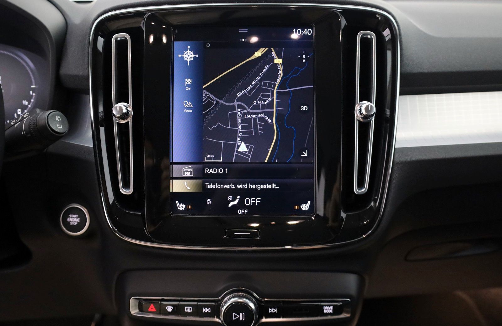 Fahrzeugabbildung Volvo XC40 Inscription Recharge TLeder,Navi,LED,SH,PDC