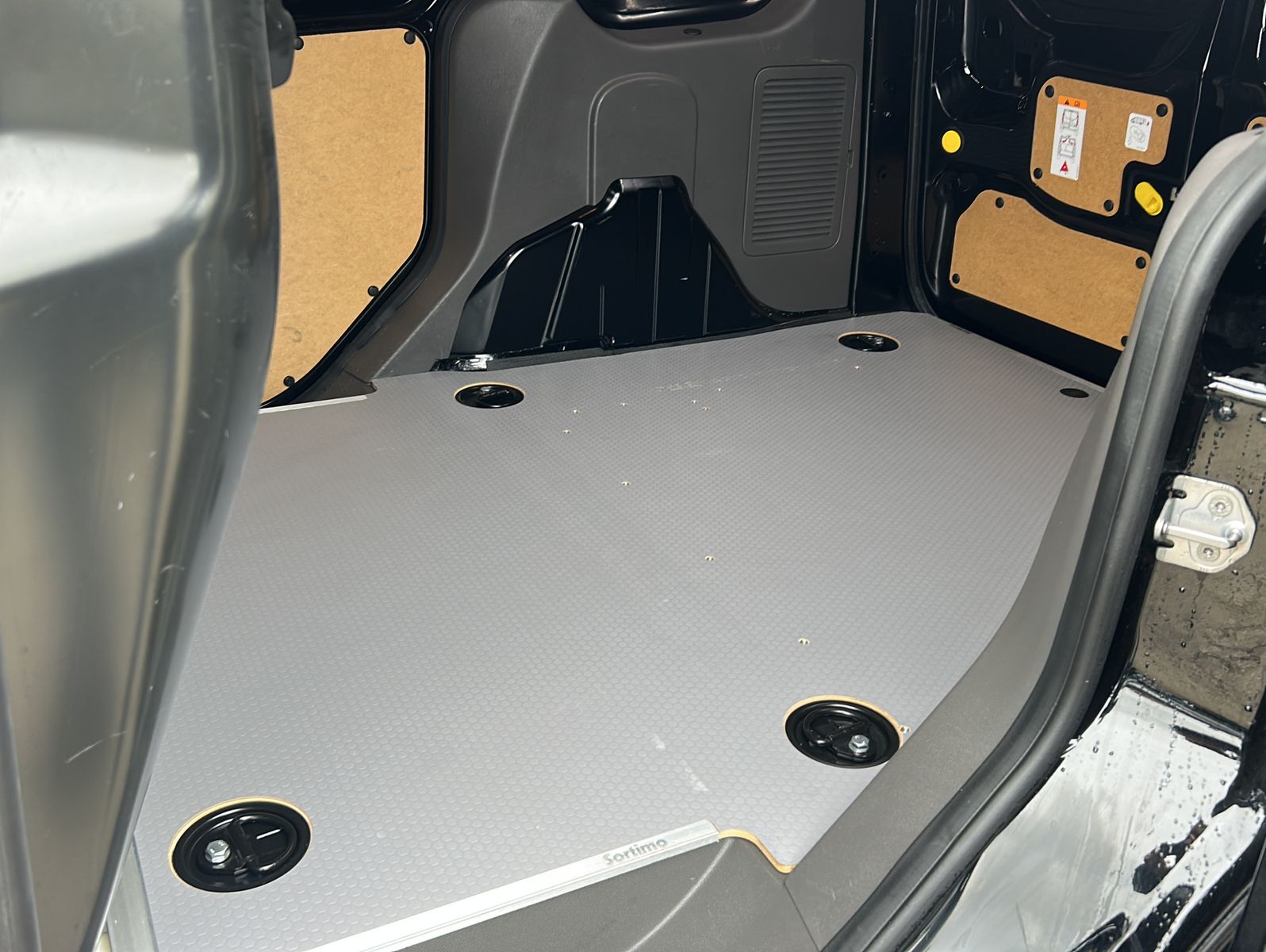 Fahrzeugabbildung Ford Transit Connect 200 L1S&S Trend