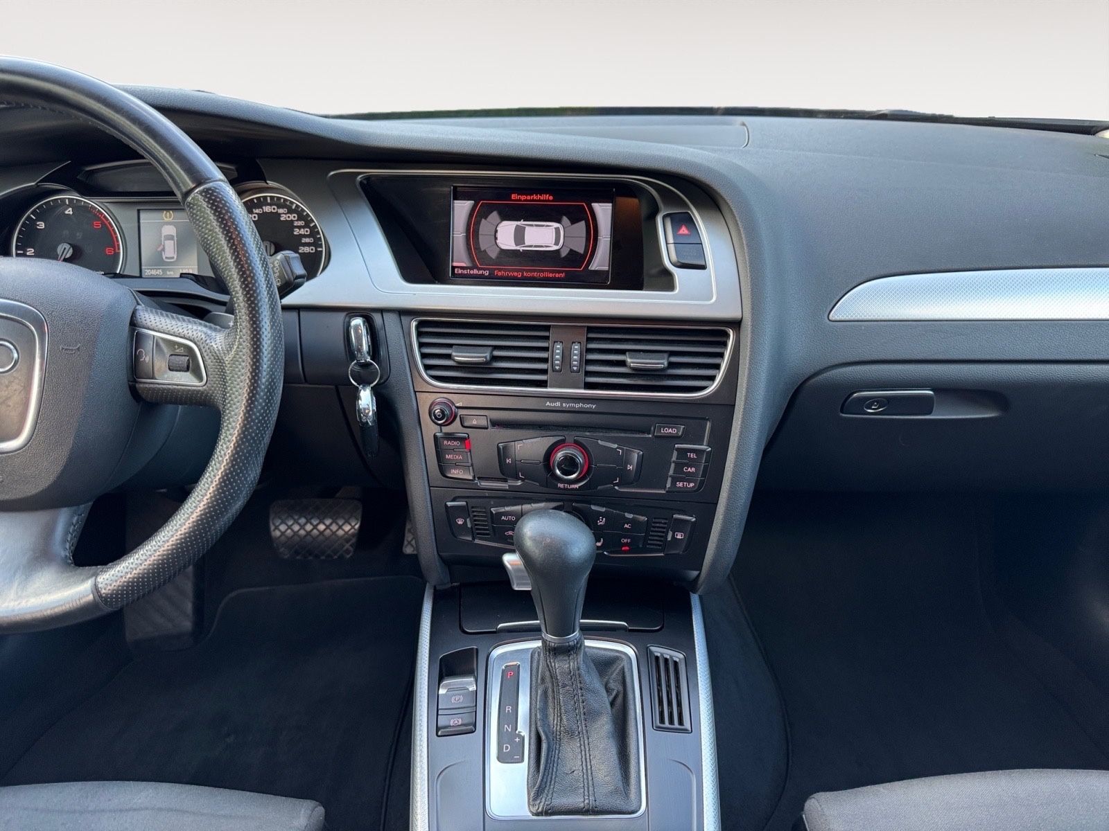 Fahrzeugabbildung Audi A4 Avant Ambition quattro*8Fach Alu*LED*Xenon