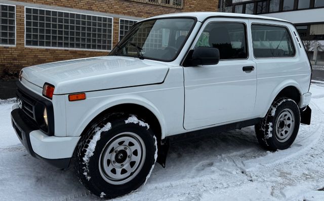 Lada Niva Urban 4x4 Tüv NEU