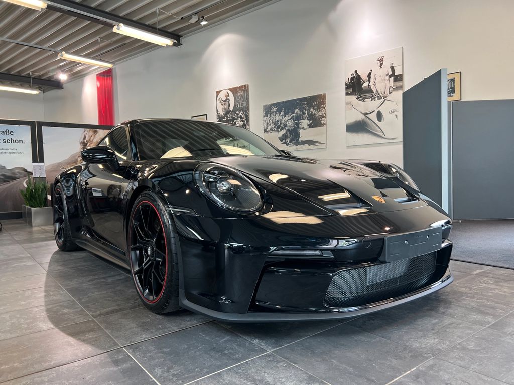 Image of Porsche 992