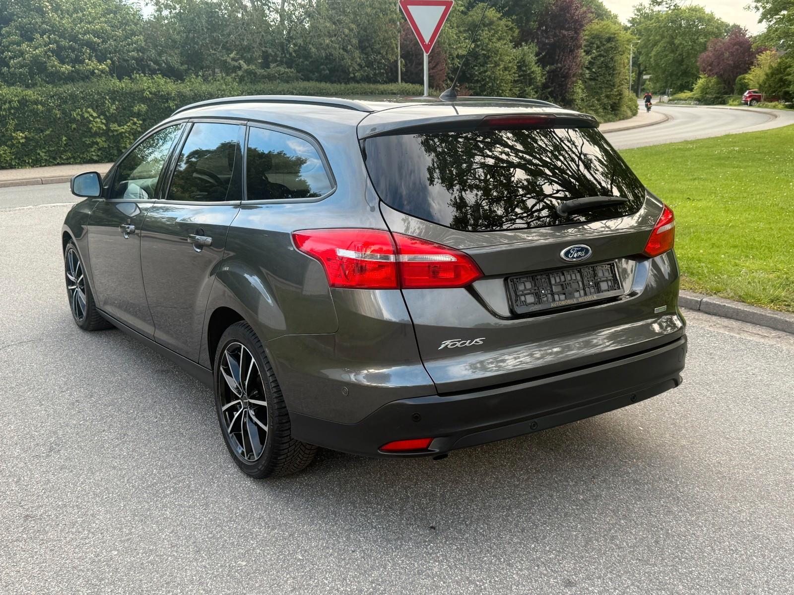 Ford Focus  Business   ** Zahnriemen neu **