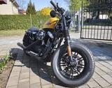 Harley-Davidson Forty-Eight Bobber-Umbau mit Penzl Klappenauspuf