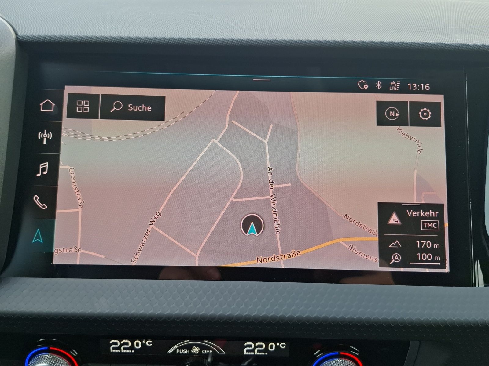 Fahrzeugabbildung Audi A1 Sportback 30 TFSI S-tronic LED Navi AVC GRA P