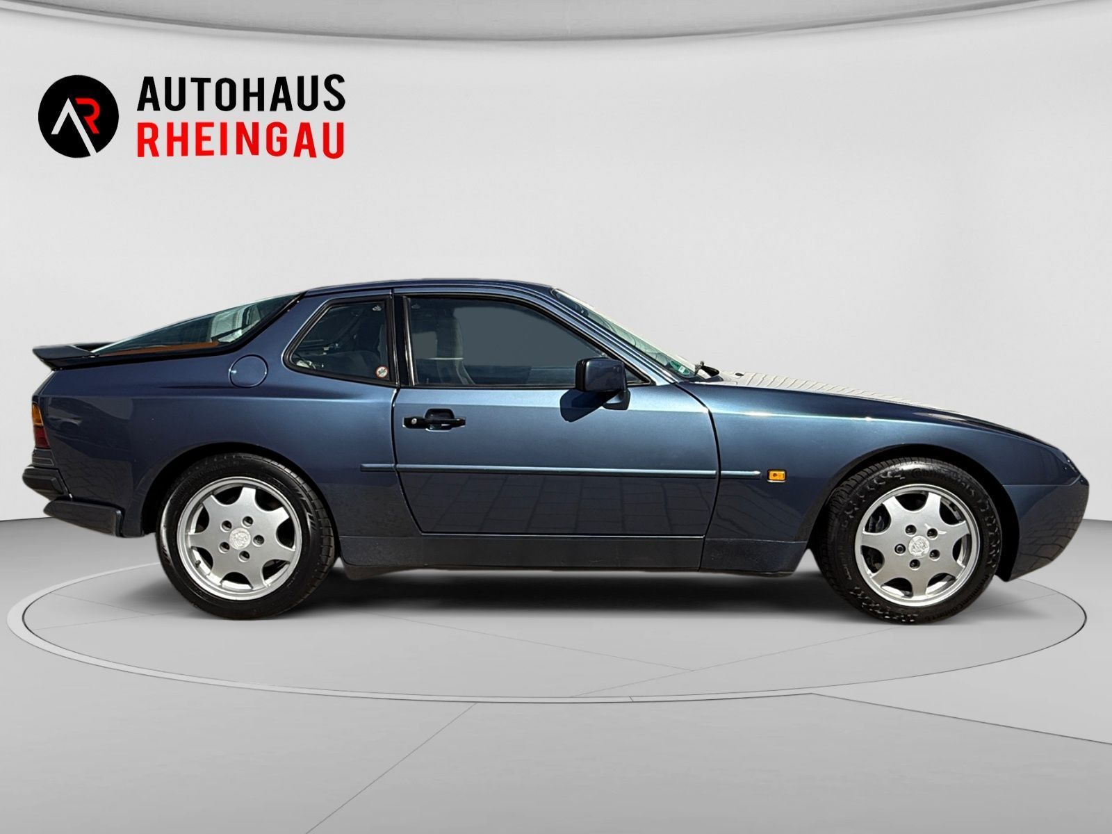 Fahrzeugabbildung Porsche 944 Turbo