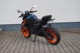 BMW KTM 125 Duke - BMW VON 81 BIS 125 CCM