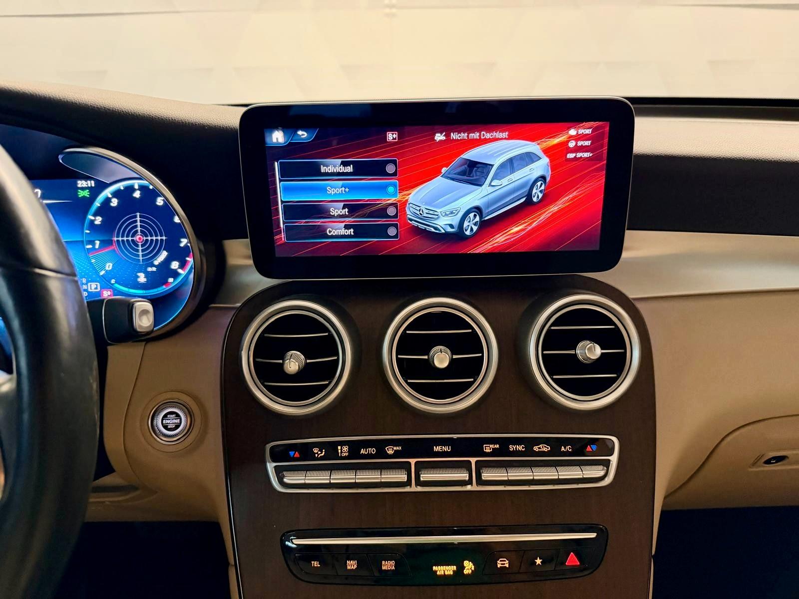 Mercedes-Benz GLC 300*4Matic*Autom.*Leder*Pano*Burmester*LED*