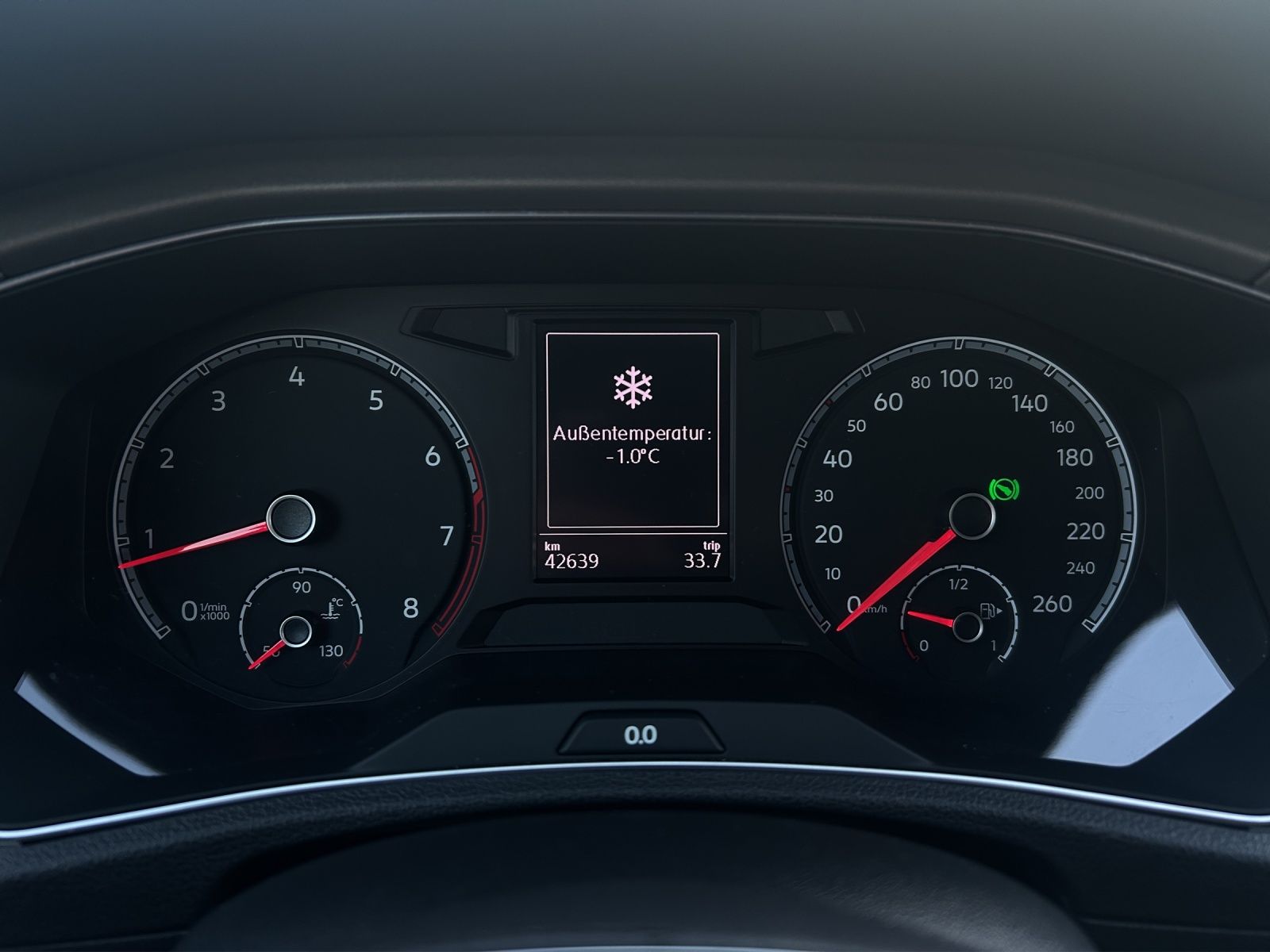 Fahrzeugabbildung Volkswagen T-Roc Style TSI DSG SHZ PDC WeConnect Navi