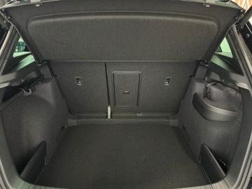 Skoda Karoq Sportline 1.5 Matrix+AHK+Panodach+Kamera