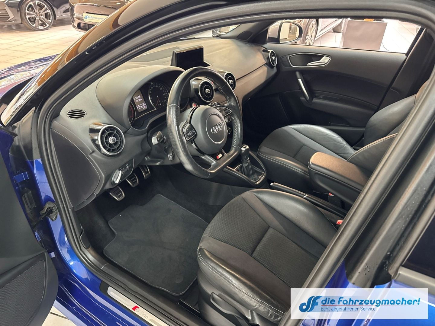 Fahrzeugabbildung Audi A1 Sportback Navi Soundsystem Bi-Xenon Klimaauto