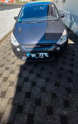Ford S-Max 2,0 TDCi 103kW DPF Titanium Titanium - Ford S-Max in Karlsruhe