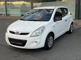 Hyundai i20 Classic TÜV NEU/SERVICE NEU/STEUERKETTE NEU - gebrauchte Hyundai i20 aus dem Jahr 2012