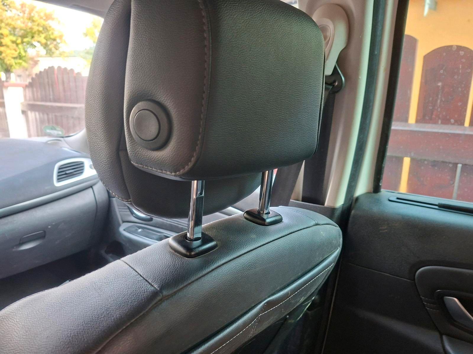 Renault Scenic 2009 — photo 12