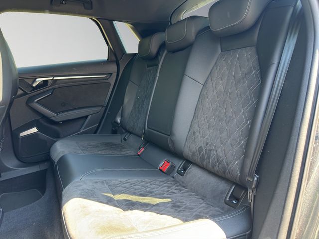 A3 Sportback 35 TDI S line AHK B&O MATRIX-LED