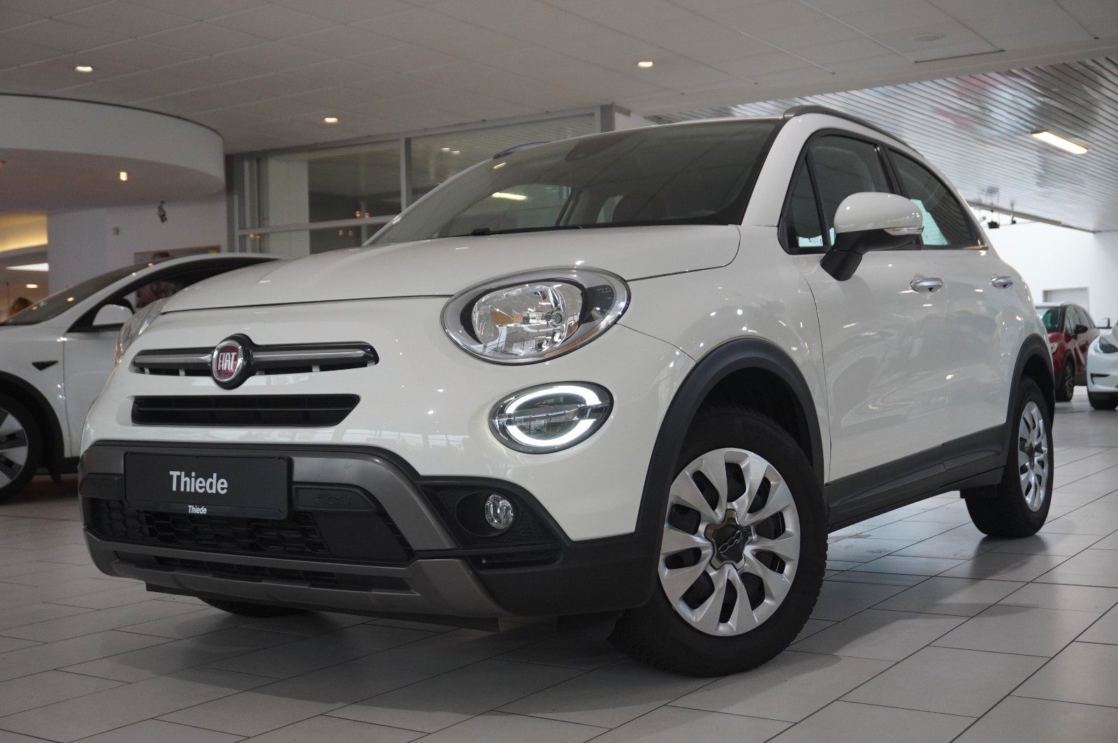 Fahrzeugabbildung Fiat 500X 1.3T CROSS DCT NAVI/LED/PDC/SPORT/TEMP/DAB+