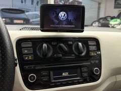 Fahrzeugabbildung Volkswagen up! 1.0 move / Navi Klimaanlage Sitzheizung Temp