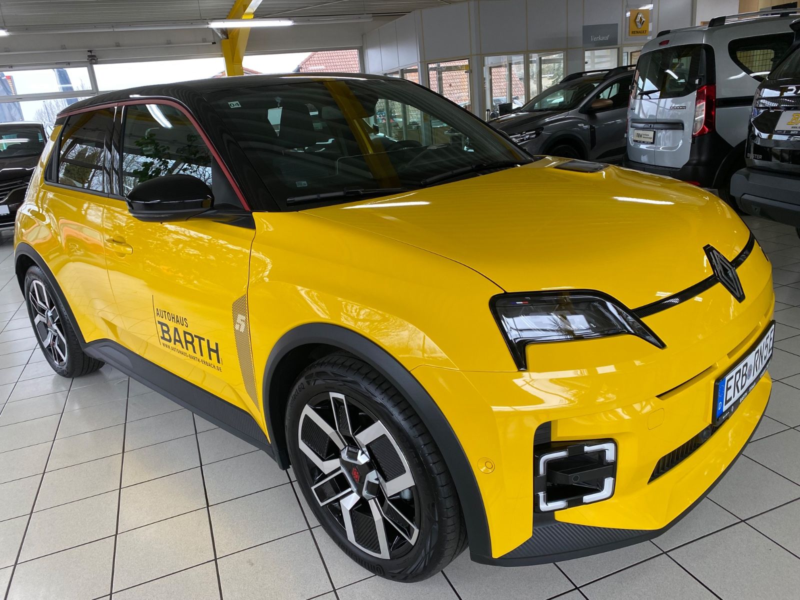 Renault R 5 E-Tech Electric 150 Comfort Range Techno imagem 3