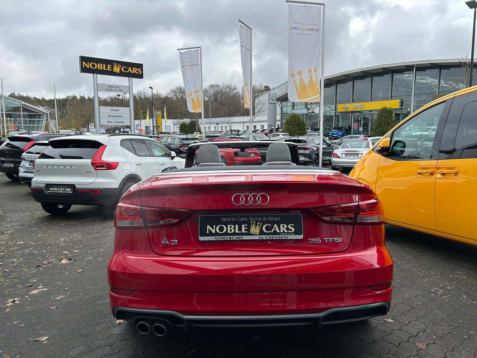 Fahrzeugabbildung Audi A3 Cabriolet 35 TFSI design XEN NAV SHZ 17"