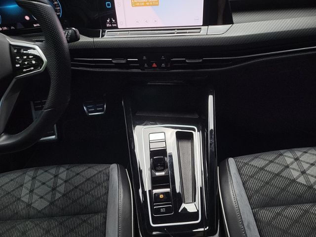 Volkswagen Golf - Bild 11