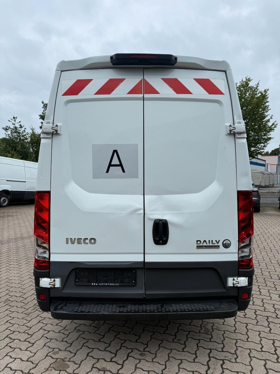 Iveco Daily Kasten CAM/AUTOMATIK/3-Sitzer/Ohne Ad Blue