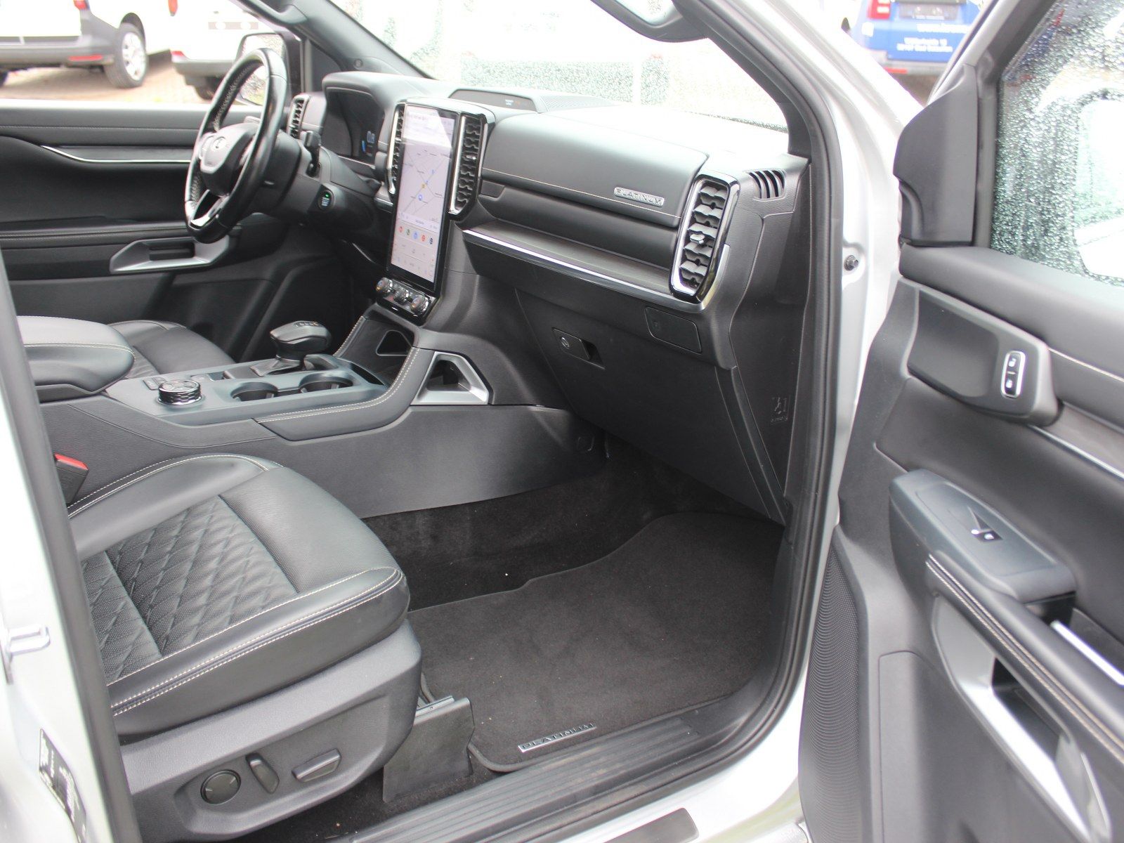 Fahrzeugabbildung Ford Ranger Platinum e-4WD Doppelkabine