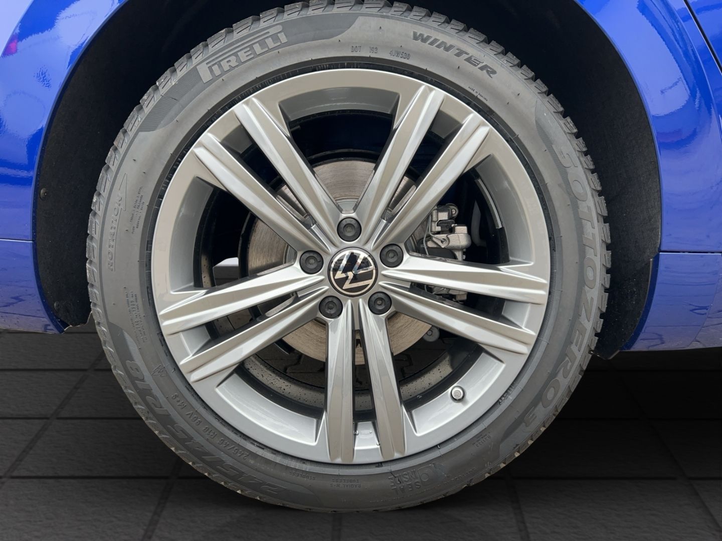 Arteon 4Motion R-Line 2.0l TDI DSG StHz Leder W+