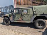Hummer H1 - Hummer H1 mit Diesel-Antrieb: Geländewagen