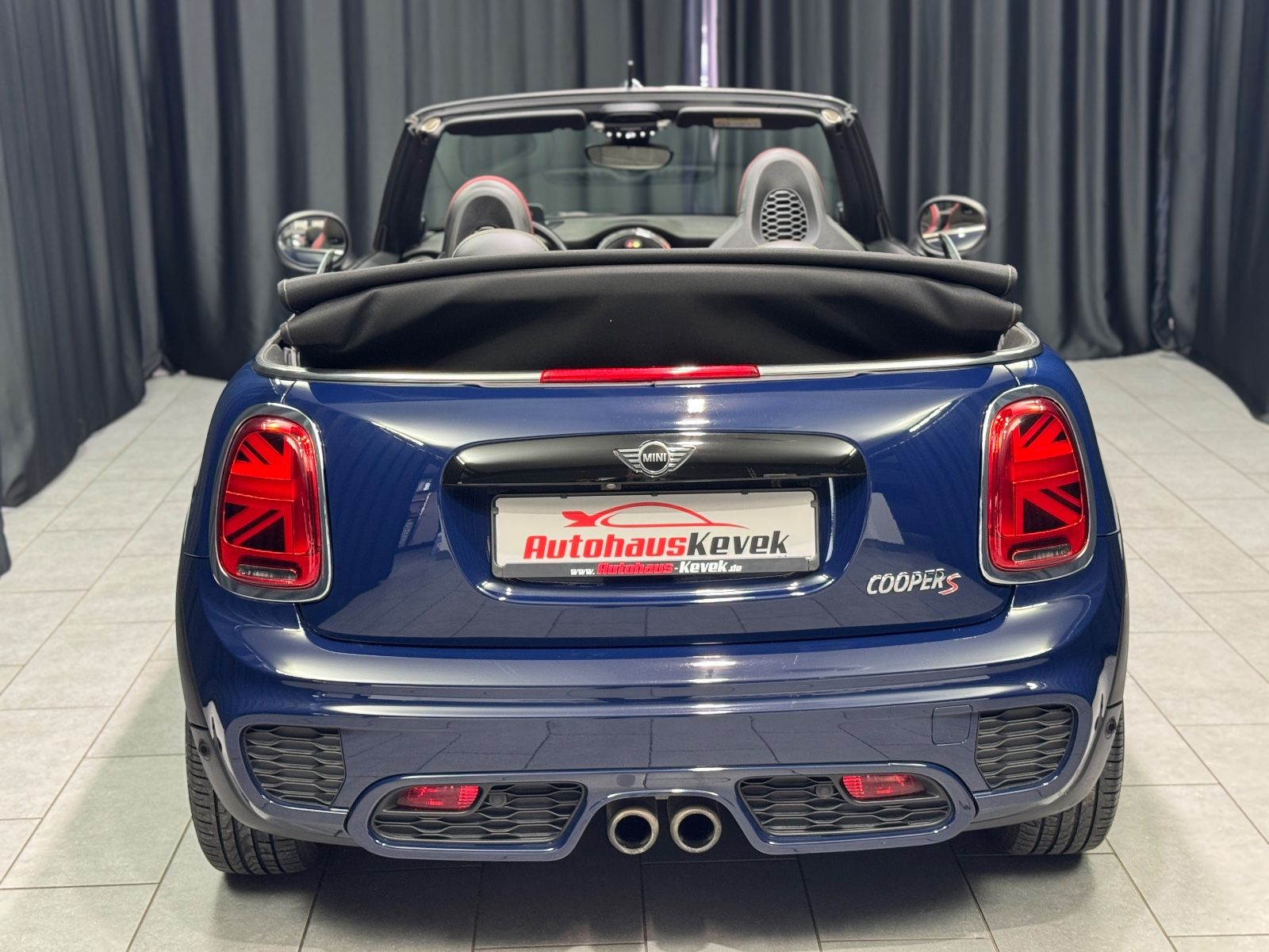 Fahrzeugabbildung MINI Cooper S Cabrio|JCW-PAKET|HARMAN/KARDON|VOLL