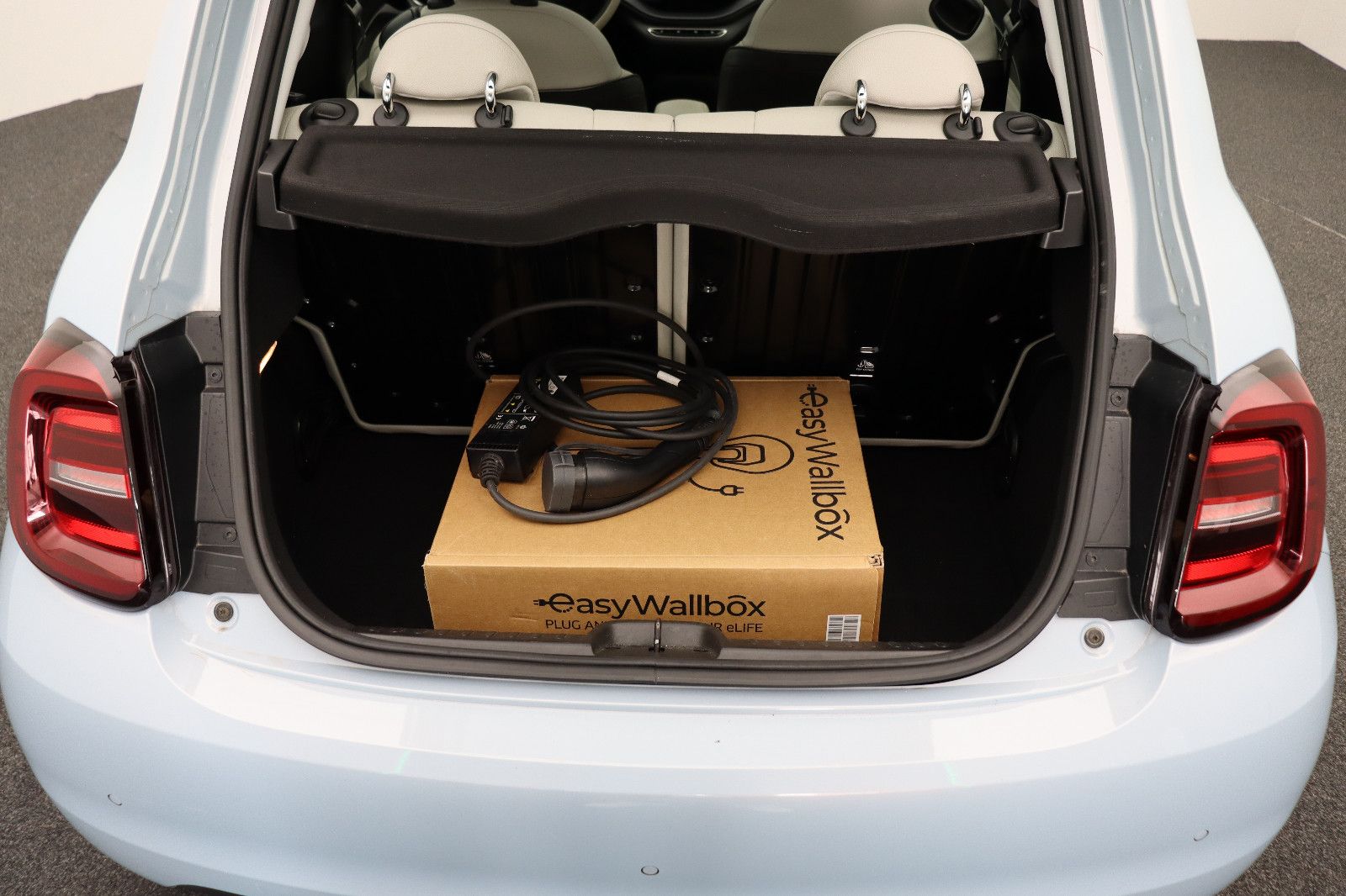 Fahrzeugabbildung Fiat 500e La Prima incl. Wallbox