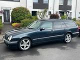 Mercedes-Benz Mercedes s210 (w210) zu verkaufen 280 4mat... - Mercedes-Benz 280 in Duisburg