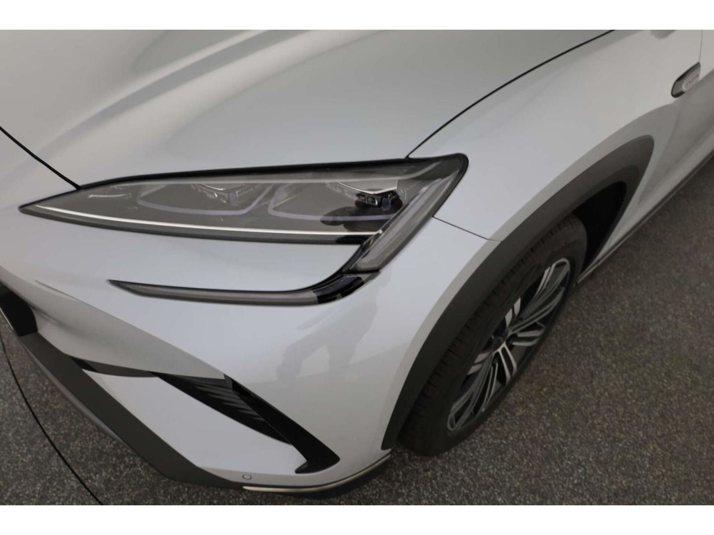 BYD SEALION 7