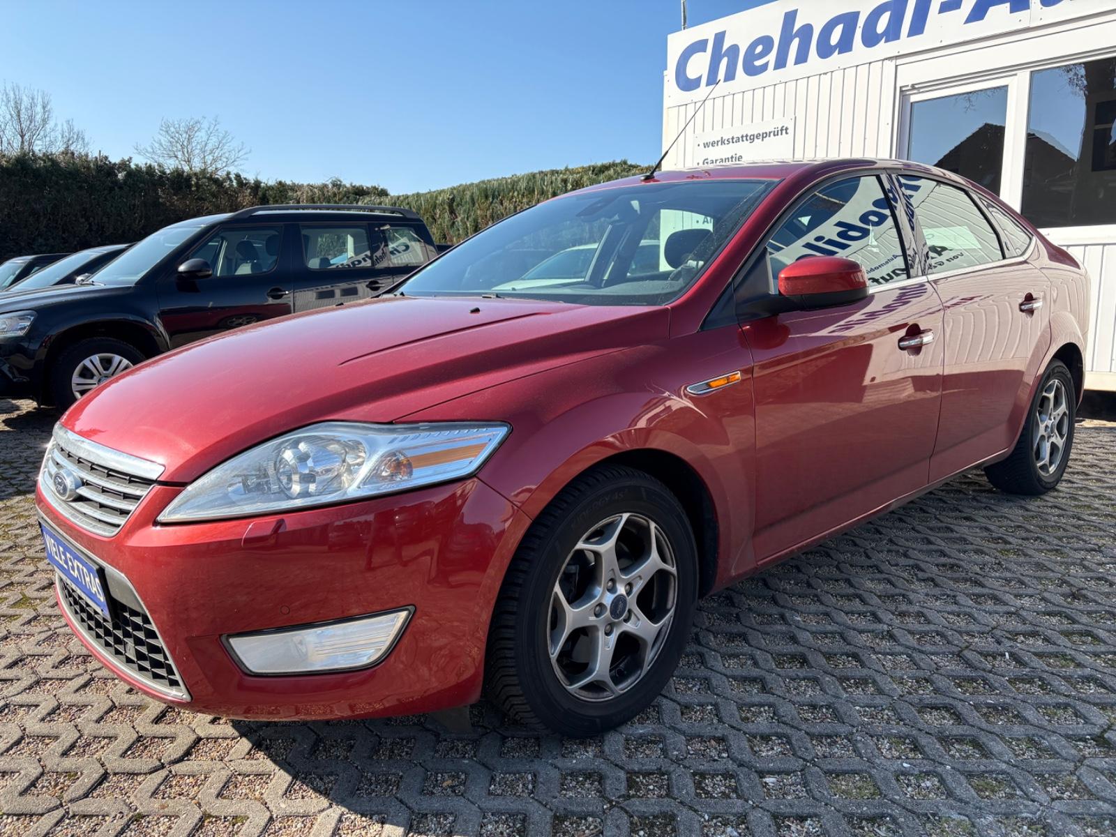 Ford Mondeo 5-türig Ghia/PDC/SHZ/LM+Allw.-R/BI.-Xenon