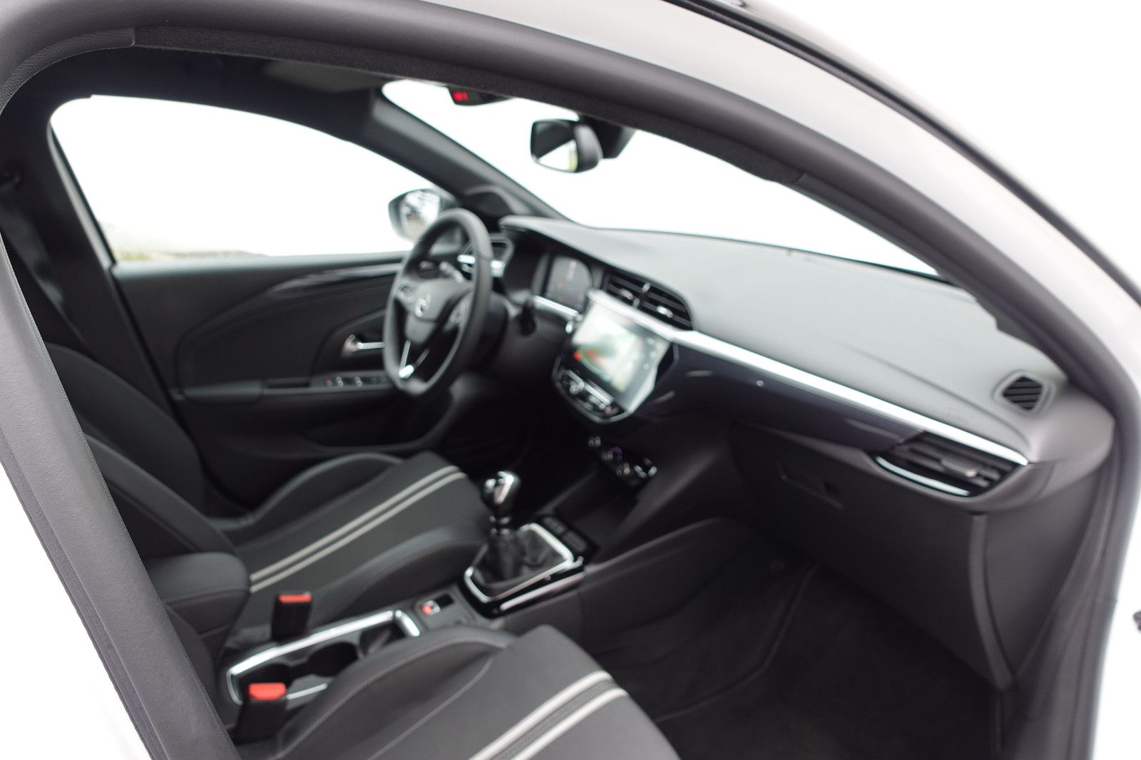 Fahrzeugabbildung Opel Corsa 1.2Turbo GS Allwetter,Navi,LED,PDC,Kamera