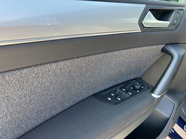 Fahrzeugabbildung Volkswagen Touran Comfortline 2.0 TDI 110 kW *Rückfahrkamer