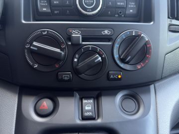Nissan NV200 Evalia Kombi Premium 1.6 °AHK°Klima°NSW°