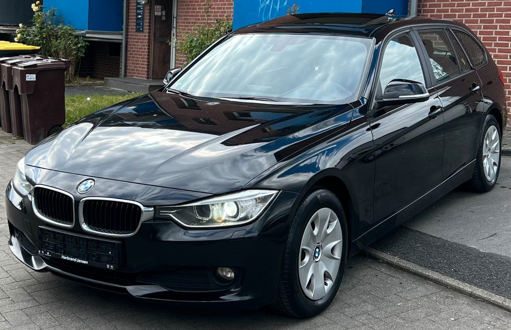 BMW 320