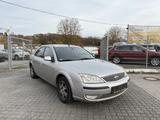 Ford Mondeo 2.0i Lim. Ghia Klimaauto SHZ Tempomat AHK - Ford Mondeo aus 2005: Ghia