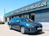 Hyundai i30 cw Select - Hyundai i30: Blau, Cw