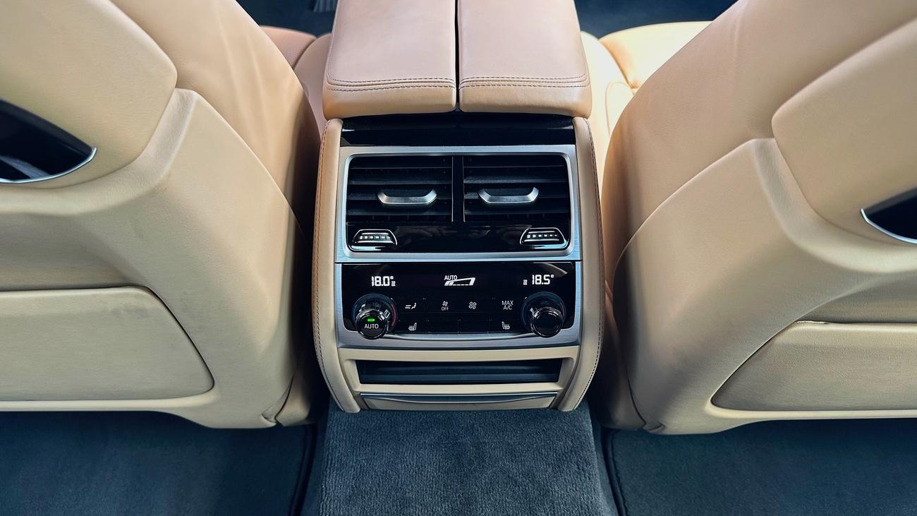 Car Image 35