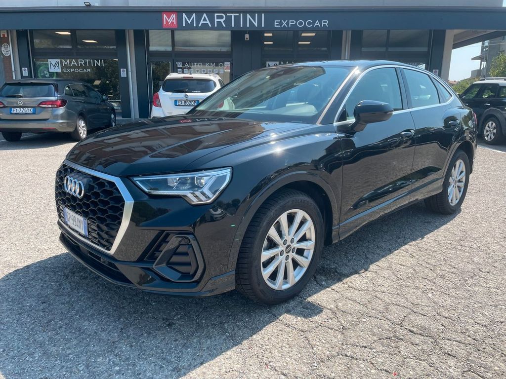 Image of Audi Q3