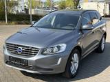 Volvo XC60 Momentum AWD / SitzH / Panorama - gebrauchte Volvo XC60 aus dem Jahr 2016