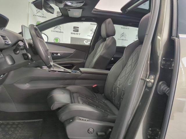 3008 Hybrid4 300 GT EAT8*PANO*LEDER*FOCAL*
