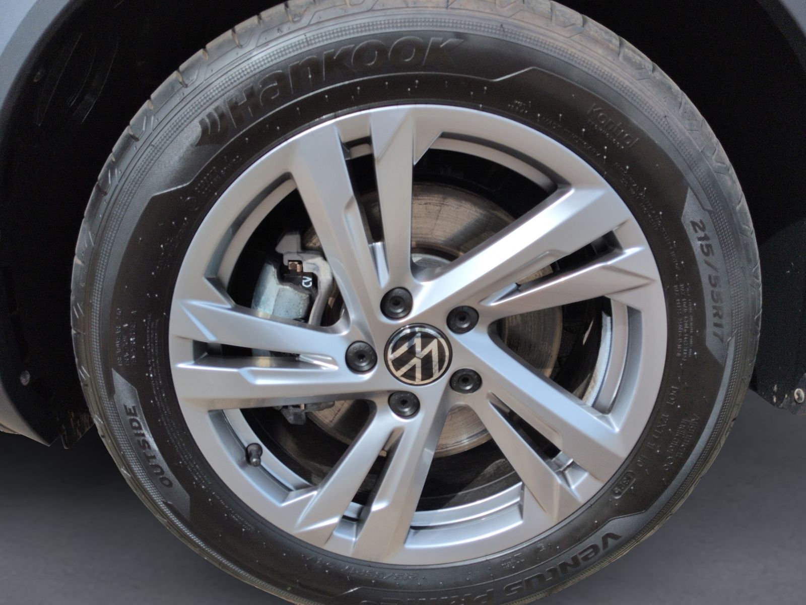 T-Roc R-Line 2.0 TDI 4M DSG AHK+RFK+NAVI+