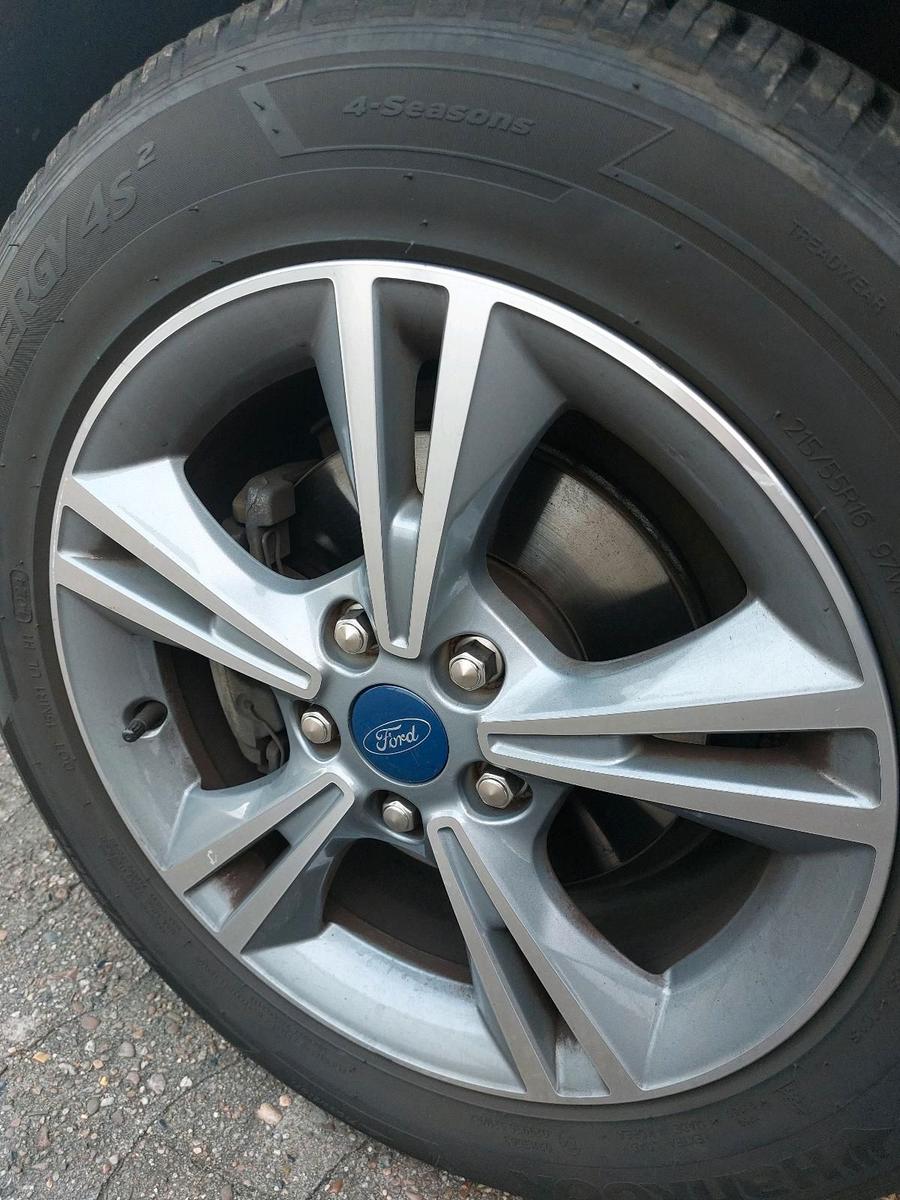 Ford Focus 2014 — photo 10