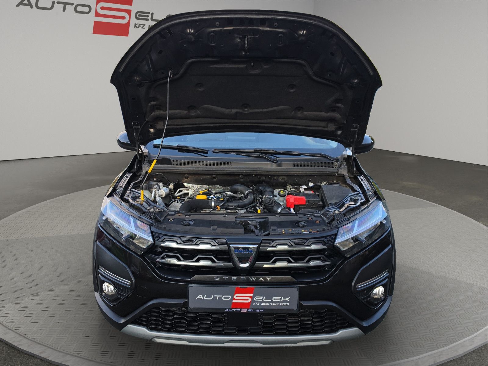 Fahrzeugabbildung Dacia Sandero III Stepway Comfort AUS 1.HAND