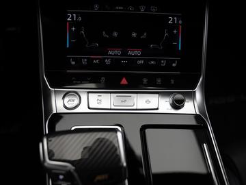  AUDI RS6 — миниатюра 14