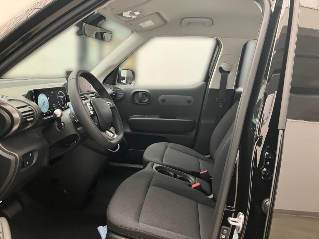 Fahrzeugabbildung Hyundai INSTER EV 42 kWh Select KlimaA Navi PDC KAM