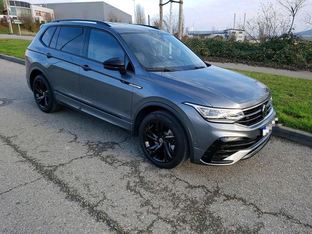 Volkswagen VW Tiguan Allspace TDI DSG 4Motion R-Line