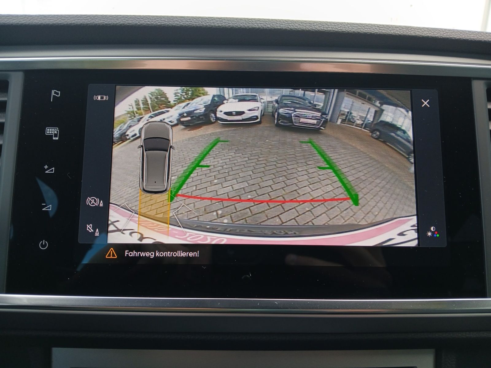 Fahrzeugabbildung SEAT Ateca TDI FR-Line DSG STH LED Navi AID ACC RFK S